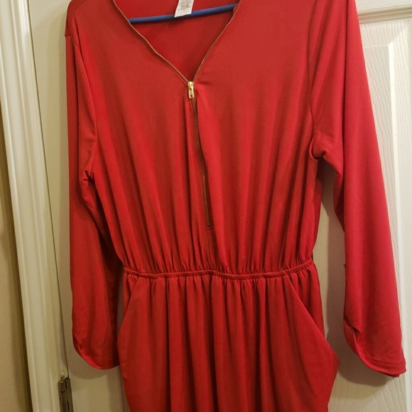 Dress - Picture 3 of 6